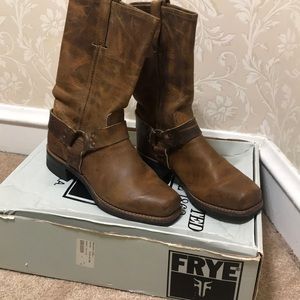 Men’s Designer Dark Brown Frye Boots size 10